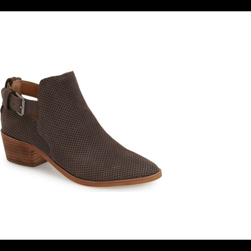 Dolce Vita ‘Kara’ Perforated